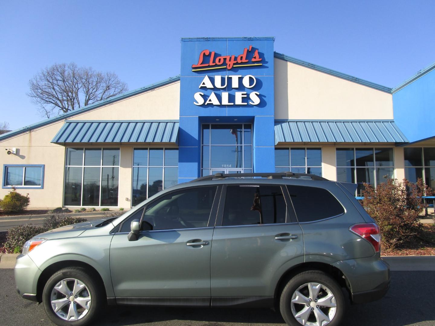 2016 Green Subaru Forester (JF2SJAKC7GH) , located at 1814 Albert Pike Road, Hot Springs, AR, 71913, (501) 623-1717, 34.494228, -93.094070 - Photo#0